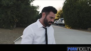 Inked MILF Anna Bell Peaks gets her pussy railed by the pool