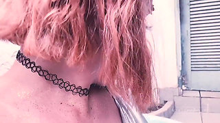 Couple Met in the Carnival Ended up Having Sex on the First Corner They Found