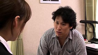 Adorable Japanese teen Izumi Koizumis pussy toyed until