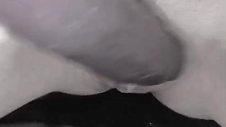 Natte poes van dildo