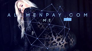 Amateur milf flashing her big boobs in a public place