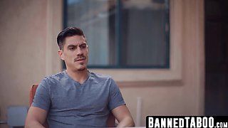 Jewelz Blu finds stress relief in sensual friendly fuck