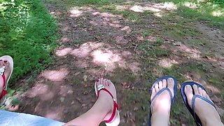 Amateur Foot Fetish Girlfriend Sucks and gives a Footjob
