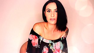 Brunette babe chelsea french solo masturbation