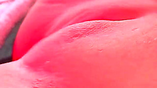 The Plump Big Pussycat Loves Being Spanked