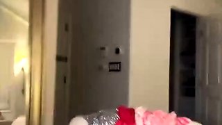 Big boobs webcam slut toys her asshole