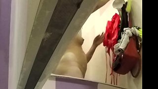 Horny fat arab housewife fingered on amateur hidden cam