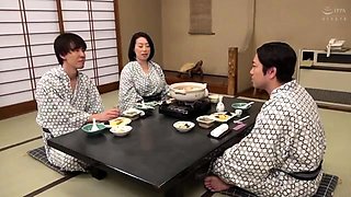 Mayu Koizumi hot Asian milf enjoys outdoor cock