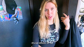 Blonde teen girlfriend blowjob and swallow cum