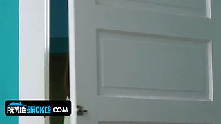 Step sisters at war: gal, aubree, and their horny stepbrother's horny rail