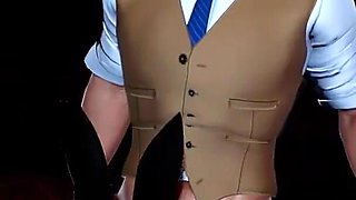 A Beautiful Stripper Dressed as a Bunny Gives Me a Deepthroat Blowjob in a Vip Room. Part 1