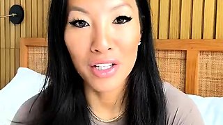Hot Brunette mature Webcam Masturbation