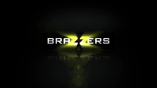 Juicy Ass Story With Phoenix Marie, Missy Martinez - Brazzers