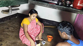 Desi Bhabhi Hot Sex Video - Simplepron in Steamy Homemade Action
