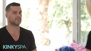 Wild spa - blonde Gia Dibella is a tart for a Big Cock and it shows as she takes it in her mouth