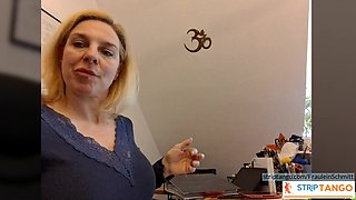 FrauleinSchmitt Erotic display at stripTango