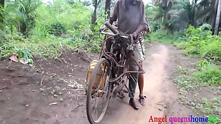 Some Where In Africa ,the Yoruba House Wife Bbw Caught Fucking By The Village Palm Wine Tapper On Her Way To Market, He Convince Her Because Of His Palm Wine And Fucked Her Rough On The Road Side. ( Part 1)full Video On ️xvideo Red (patricia 9ja) 12 Min