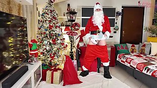 Italian Stepmom in Lingerie Gets Excited with Viagra for Santa - Blowjob & Doggystyle Christmas Roleplay