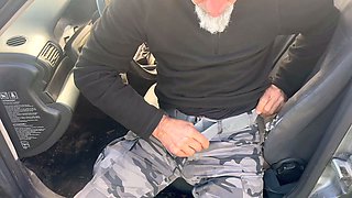 BLOWJOB IN THE CAR - I WANT TO SUCK YOUR COCK HERE AND NOW,