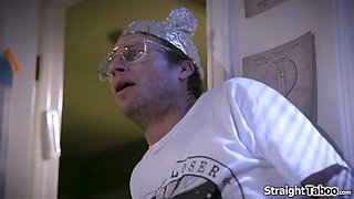 Busty alien anal fists and assfucks guy