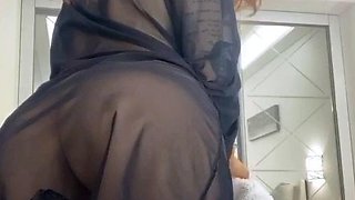 Love Chat Big Boobs Brunette Masturbating For Cam