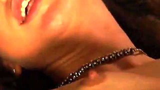 Horny Riley Reid Gives Herself a Hot Orgasm