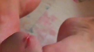 Tanned Stepmom Satisfies Foot Fetishist