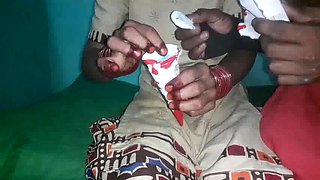 Desi Husband Wife Video Chudai After Eating Ice Cream Full Video Sexy in Hindi