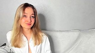 Petite skinny booty blonde teen webcam show