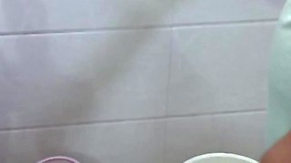Bhabhi Called the Neighbour to Fix the Shower and Got Fucked with Him
