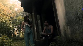 Brunette MILF Gives Erotic BJ