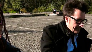 Picked up piercing babe pussbanged