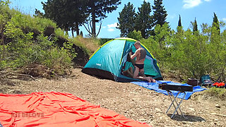 Two Males Met a Couple and Fucked His Girlfriend Right on the Beach