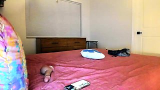 amateur lovebi flashing ass on live webcam