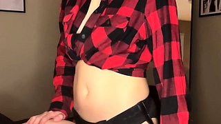 Amateur brunette double toying on webcam