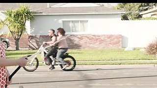 Turned on hottie seduces stranger for pumping