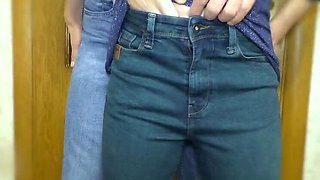 Unexpected Pussy Rubbing Leads To Powerful Orgasm - Homemade Teen Couple Fingering