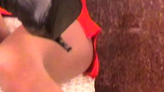 turkish mistress want him smell her stinky feet