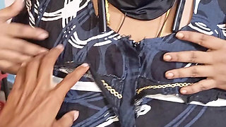 Milky Big Boobs Indian Desi Aunty