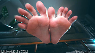 GIANTESS AND FOOT FETISH COMPILATION IMILIA AUDLEY SUPERCUT