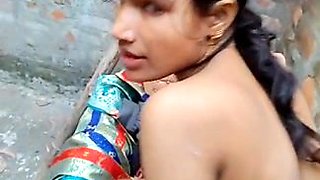 Indian Outdoor Screwing And Ejaculant In Mouth