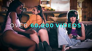 ADULT TIME - Angry Naturally Stacked Skye Blue STRAP-ON DISCIPLINES Her Lazy Roommate Cubbi Thompson: Porn