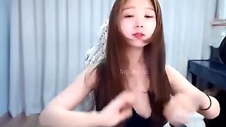 Asian lovely short camgirl shows her tits: Big Tits, Teen  Amateur Porn