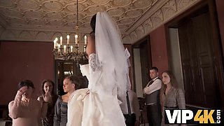 Watch this bridal party get down and dirty in public for some quick cash