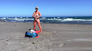 Choose my outfit for the beach