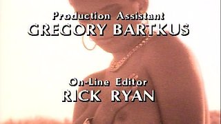 Blonde is flashing her big boobs in the outdoors