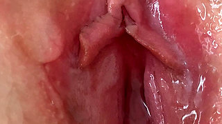 Extreme Close up Wet Pussy and Clit Orgasm