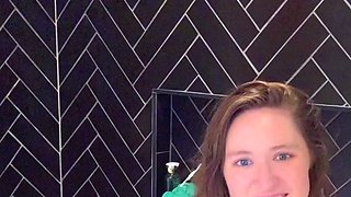 Big boobs webcam slut toys her asshole