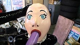 Amateur CDin latex dildoing