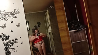 BBW likes to show itself in lingerie